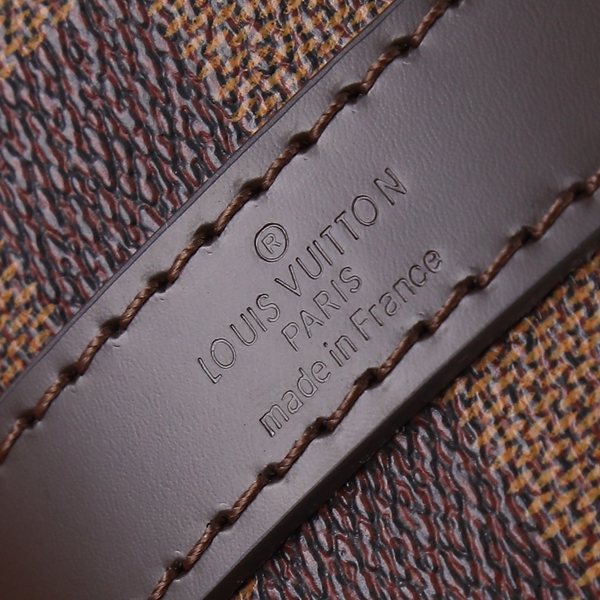 ルイヴィトンバッグ角部分ディテール